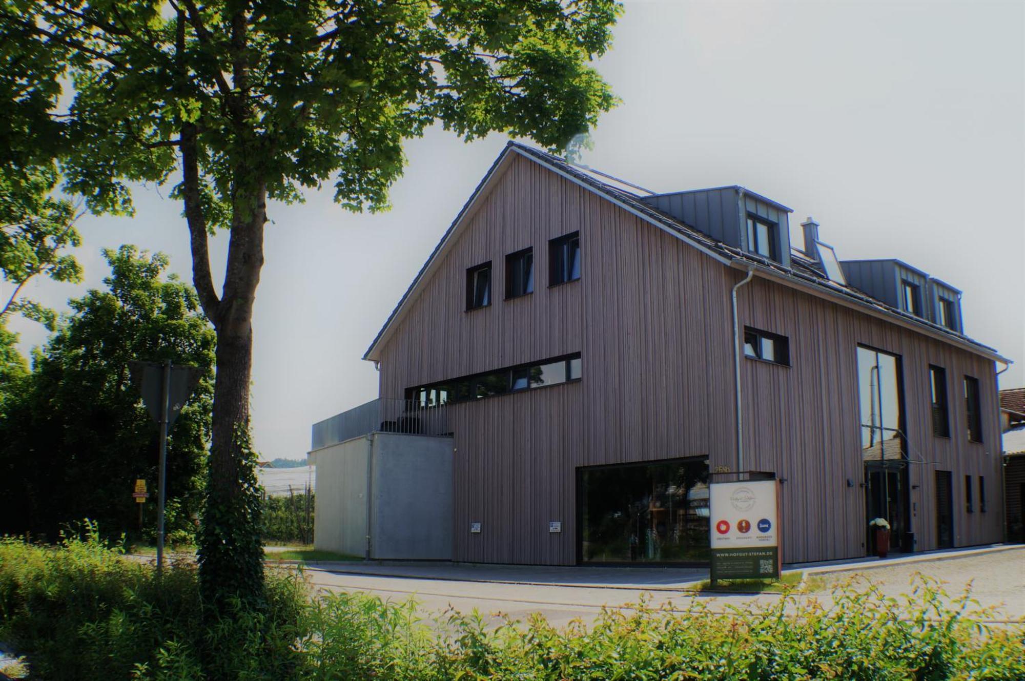 Hofgut Stefan Hostel Uhldingen-Mühlhofen Exterior photo